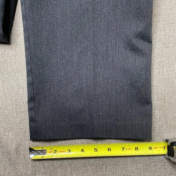 Dockers D2 Khaki Pants Men 34 x 30 Straight Fit Gray Flat Front Office Business - Picture 15 of 16